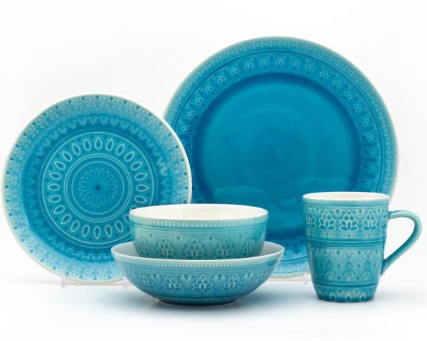 Ceramic tableware sets